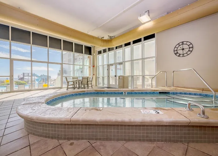 Phoenix Gulf Towers 2406 Apartment